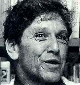 Amos Oz